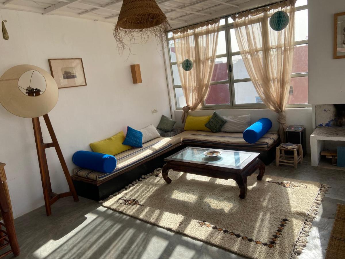 Albergue Anir Of Sea Tamraght Exterior foto