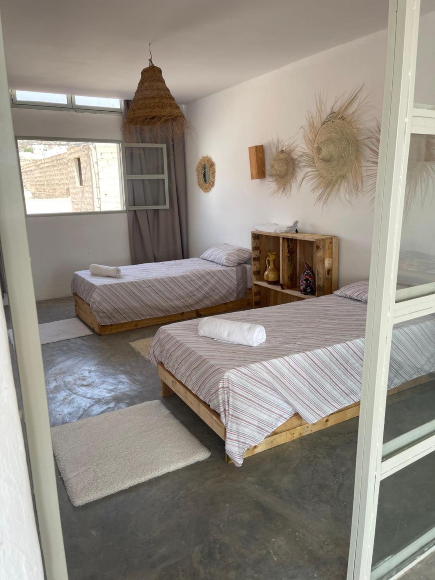 Albergue Anir Of Sea Tamraght Exterior foto