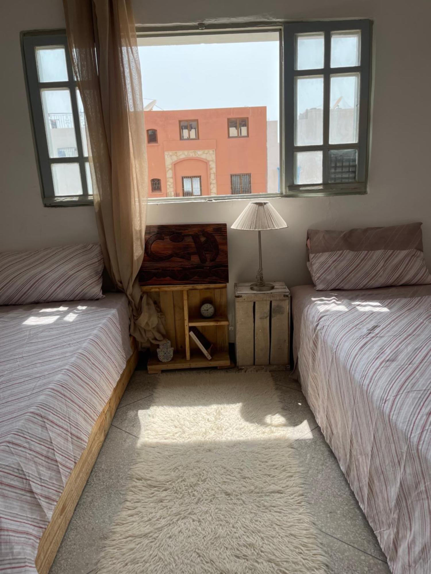 Albergue Anir Of Sea Tamraght Exterior foto